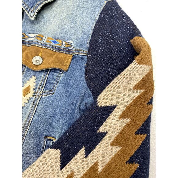 Scully Western Aztec Boho Embroidered Denim Sweater Jean Jacket Women’s Small - Picture 4 of 11